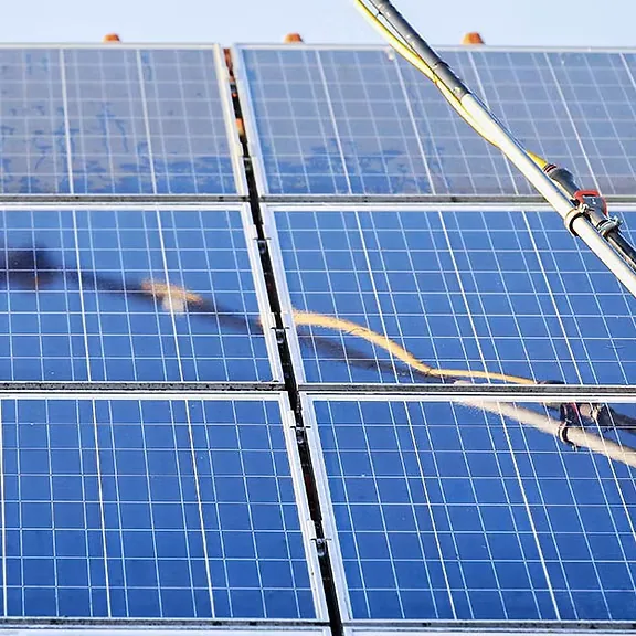 Nettoyage de panneaux solaires